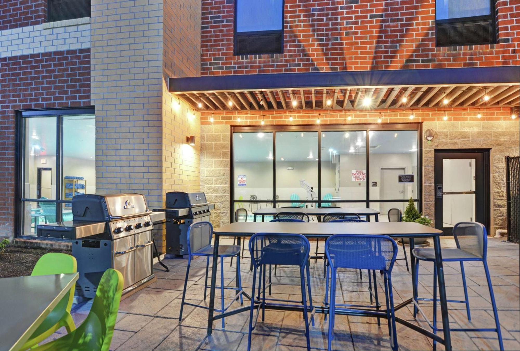 Clegg Home2 Suites By Hilton Raleigh Durham Airport Rtp מראה חיצוני תמונה